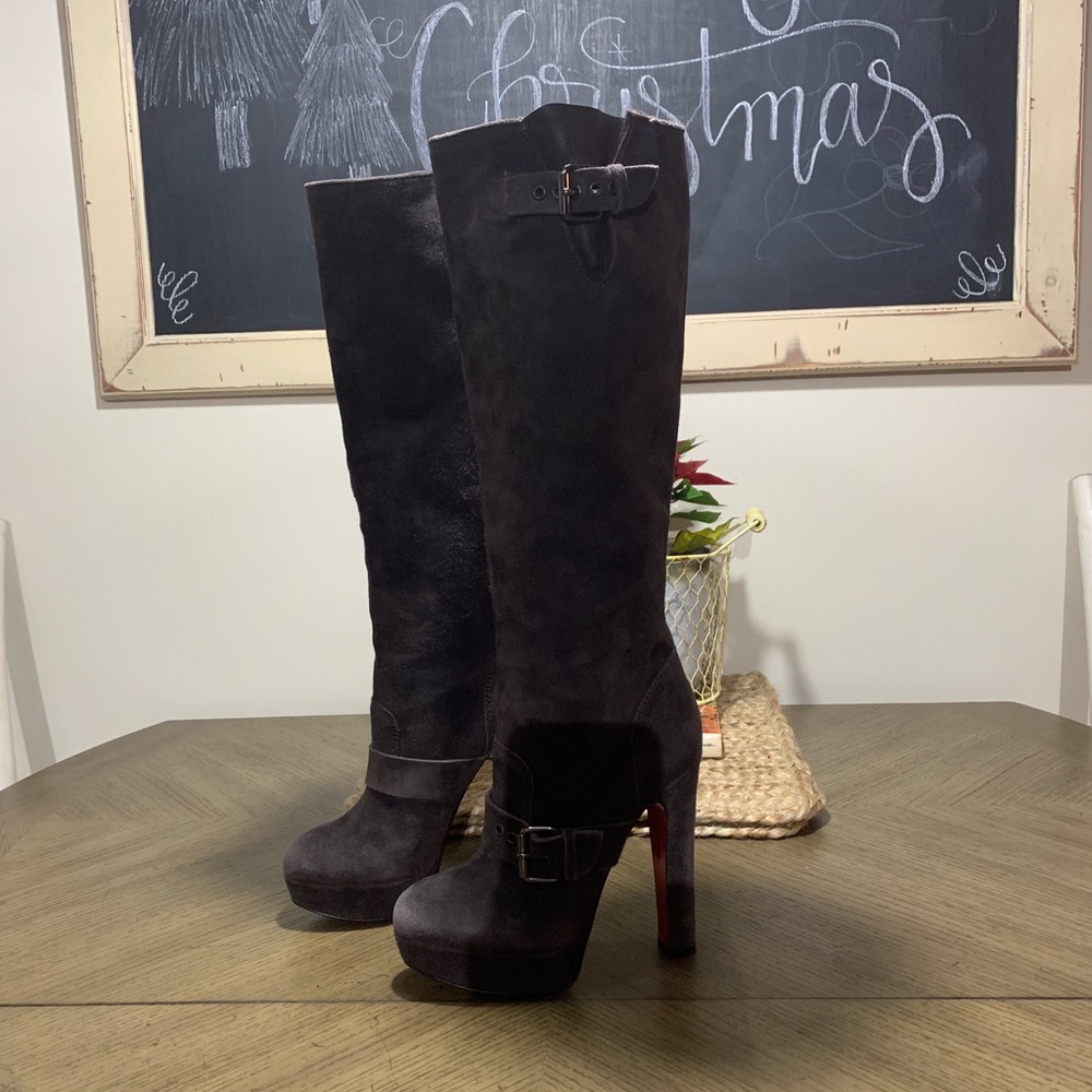 Christian Louboutin Ladies Suede Boots Sz 35.$650